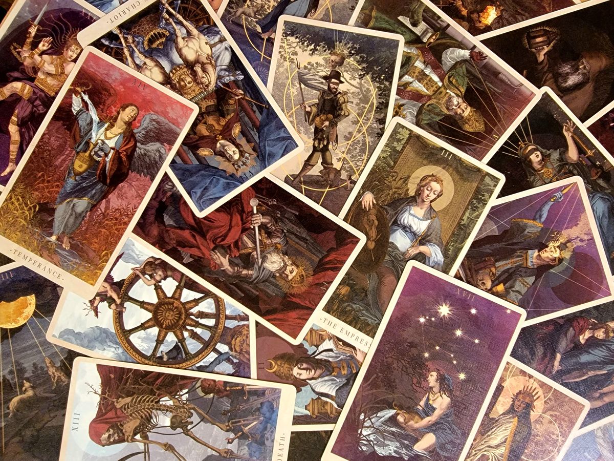 Terra Volatile Tarot — Lee Ann at Tarot Tidbits - Buymeacoffee