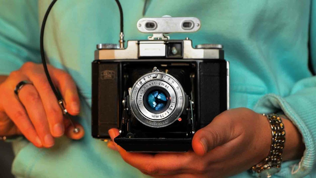 Zeiss Ikon NETTAX (513/16): A Light, Small and Compact Folding