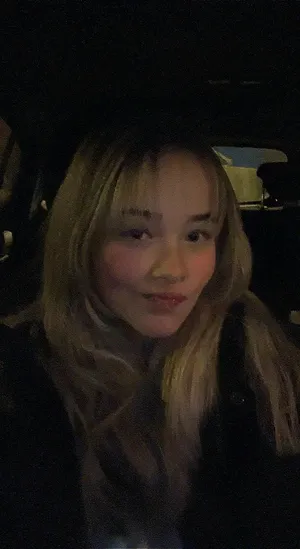 Elise Rae - Buymeacoffee