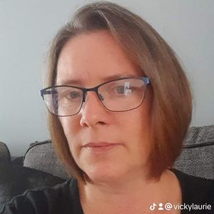 vickylaurie