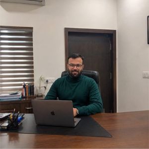 adwivedi008