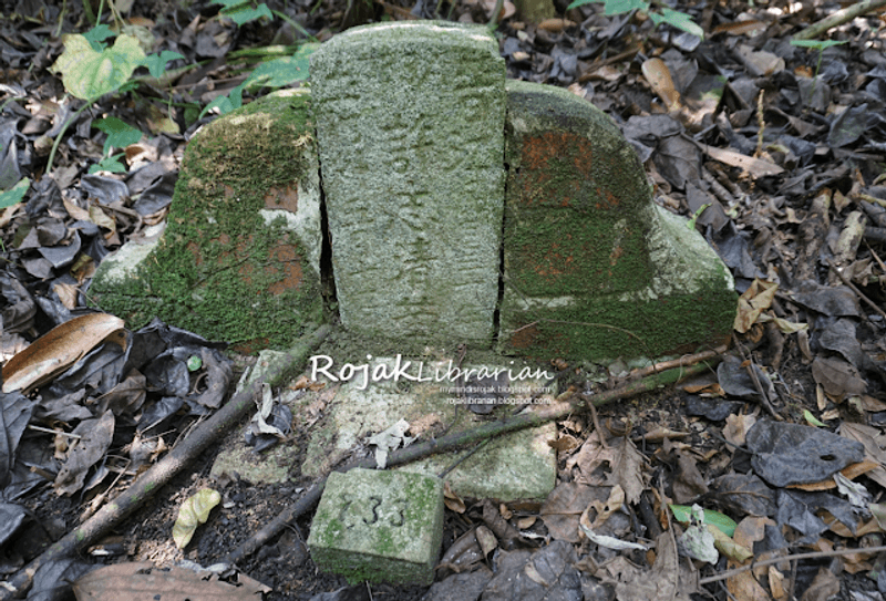 Children buried together in Bukit Brown