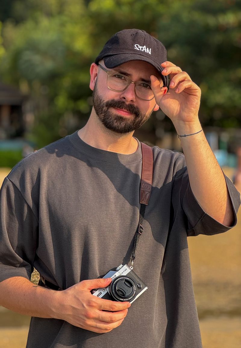 Hi, I'm Erik, the creator behind Everchat