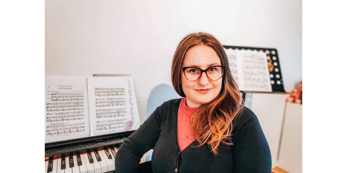 45 minutes online singing lesson
