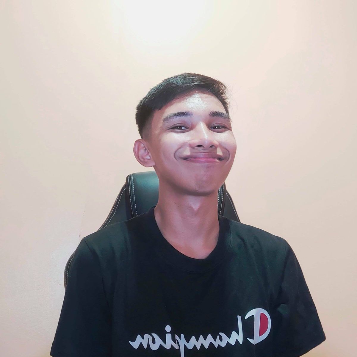 Mark Joshua Macatangay is Gaming Video Creator