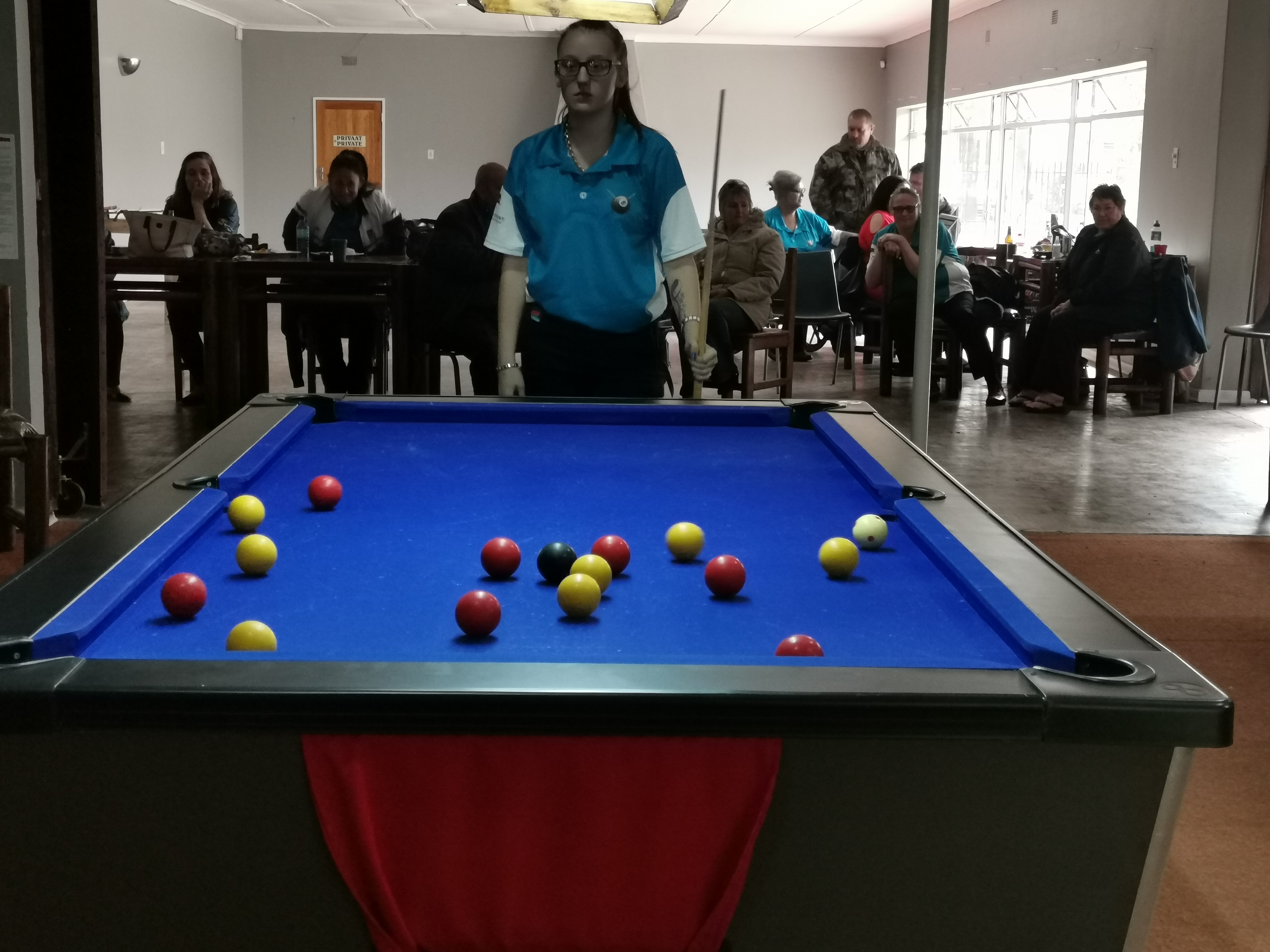 Ladies 8-ball Action — DAVincis