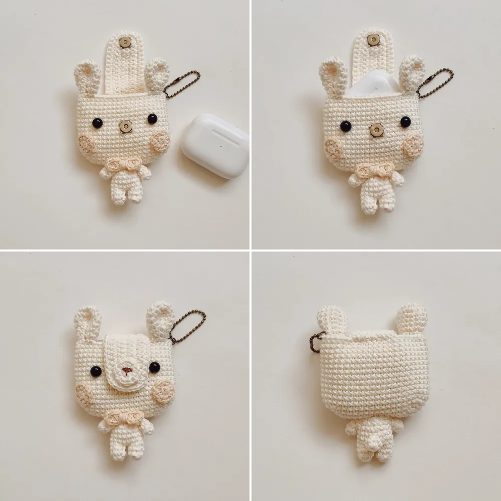 Ravelry: Cat & Dog Airpods Case pattern by Meemanan