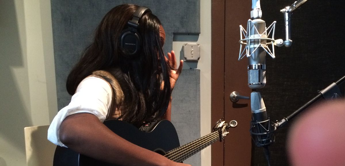 One-hour one on one songwriting coaching. 