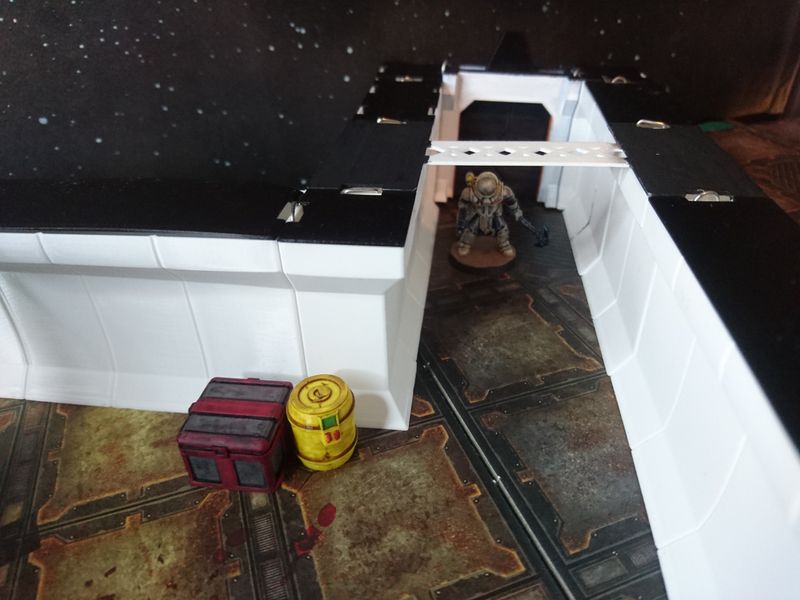 New SciFi terrain on thingiverse and cults