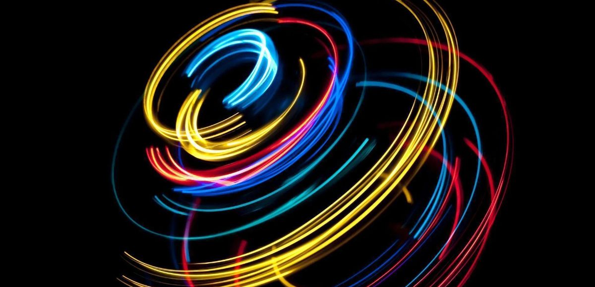 Spinning Pulse Loader (HTML & CSS)