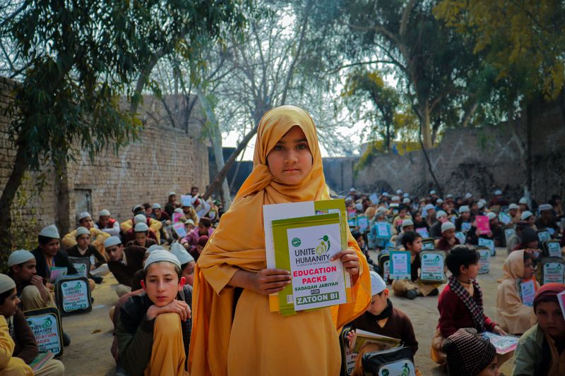 Support Education in Pakistan, Donate a Book to Poor Kids 