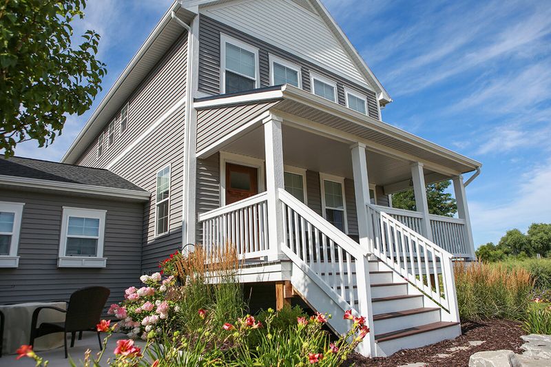 Why You Should Hire an Exterior Painter