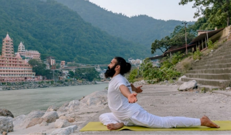 RISHIKESH IS THE CAPITAL OF YOGA — Garv267