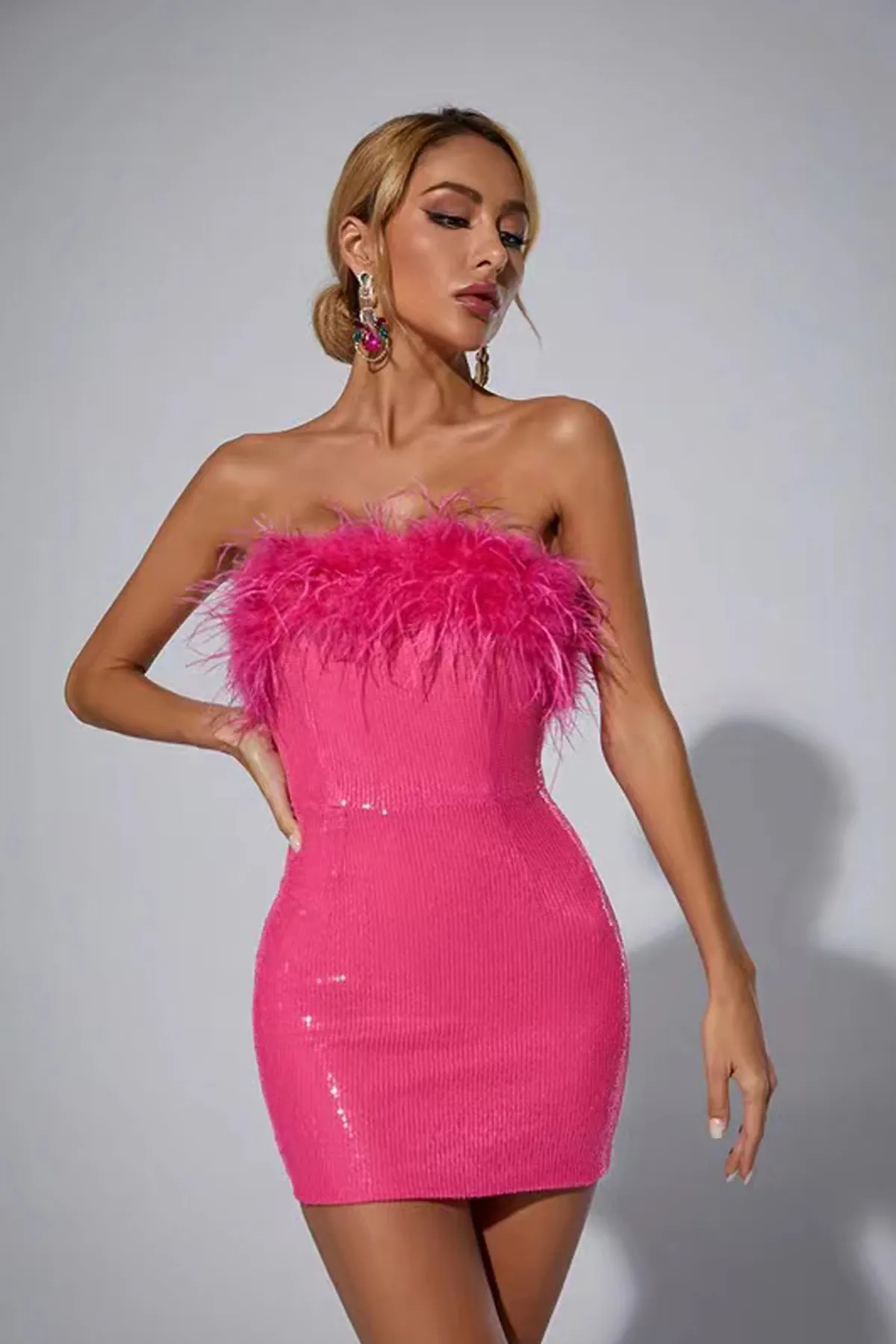 How to Style Feather Dresses for Maximum Effect？ — hechen