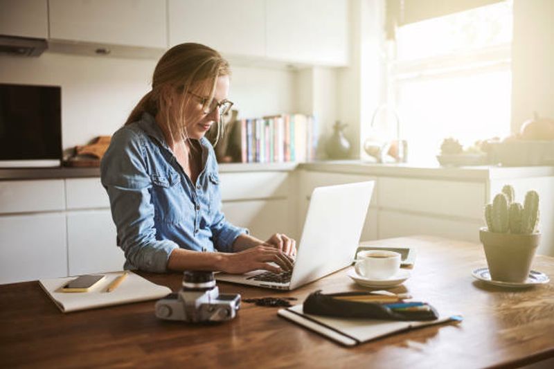 7+ Ways of How Assignment Writer Helps in Content Enhancement