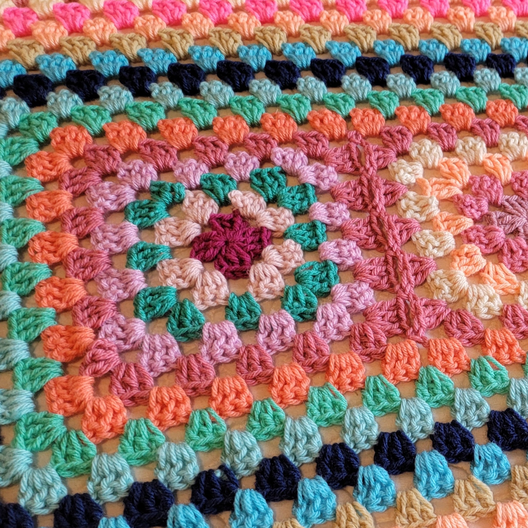 NEW Free Pattern Charming Rectangle Afghan! — crochetmelovely