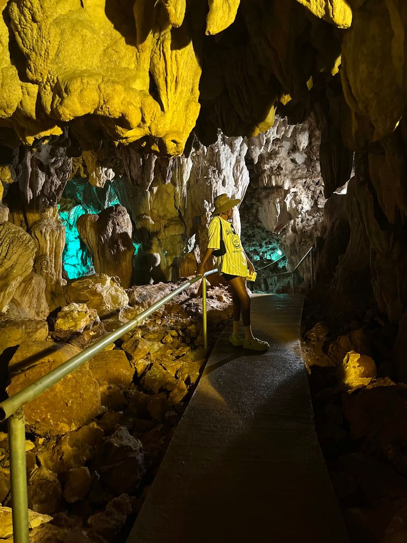 Angel cave 🇱🇦