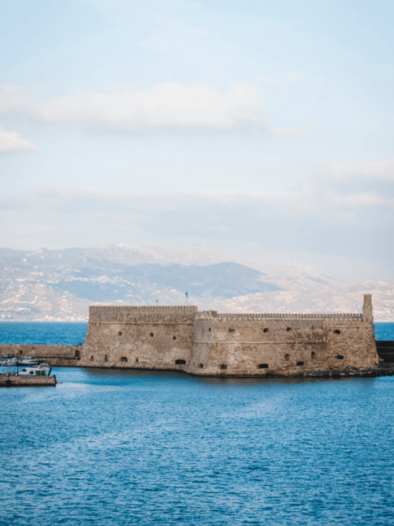 Discover Shades Of Blue Yachting, The Ultimate Yacht Experience
