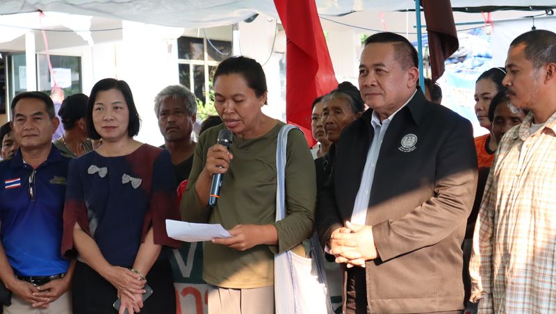 พีมูฟยุติชุมนุม! รองนายกฯ รับปากผลักดันโฉนดชุมชน