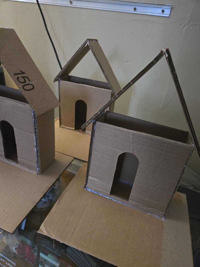 Creating blank houses for the lil ones to decorate. Everybody Eatz Inc., FREE Children's E