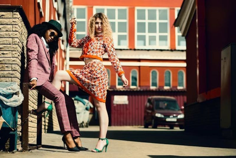 Fashion Enthusiasts Wanted: Contribute Your Voice to Our Trendsetting Community!