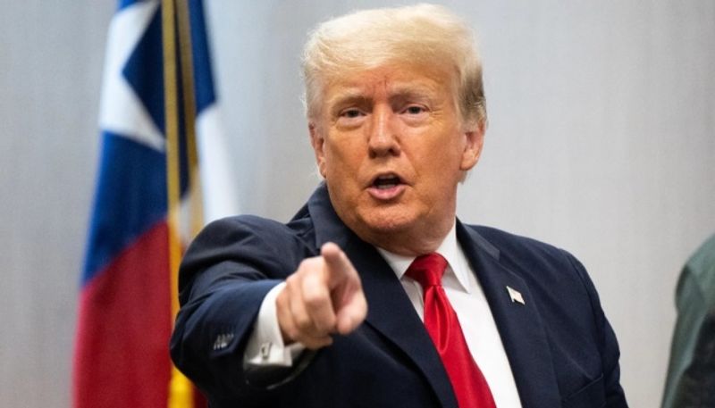 Почему Трамп делает так много абсурдных заявлений?