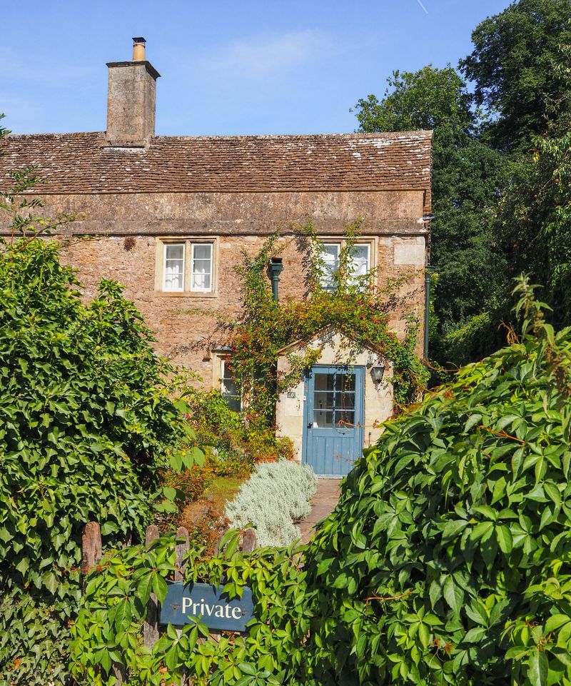 Discover the magical village of Lacock!