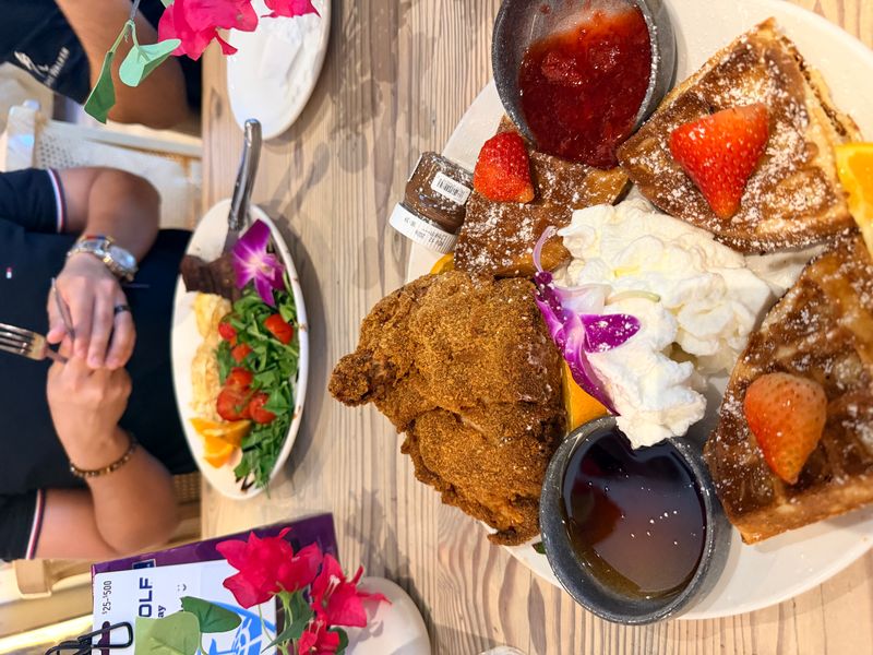 Breakfast 🧇❤️