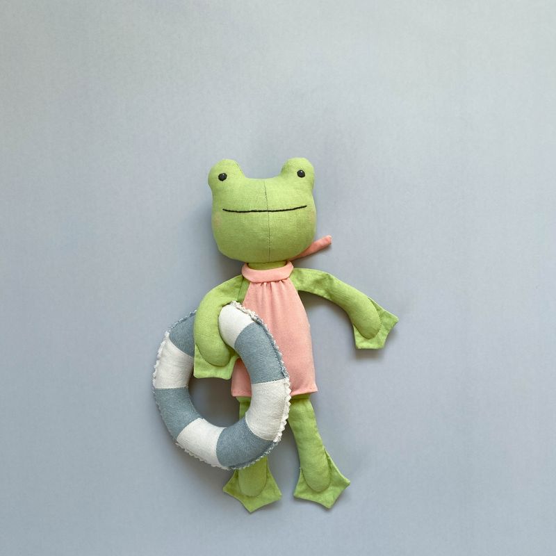 Free Mini Swim Ring Sewing Pattern PDF for Dolls & Toys