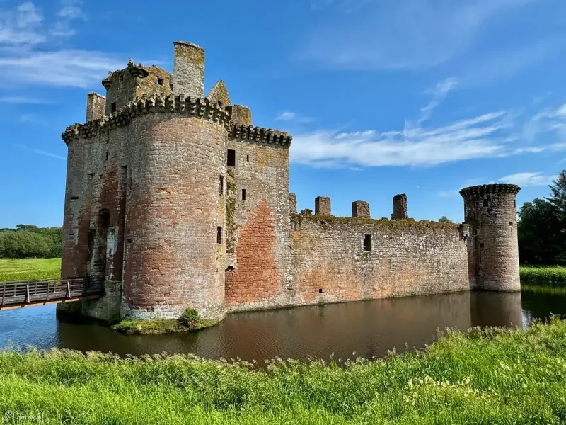 Caerlaverock Castle — the triangle on the Solway