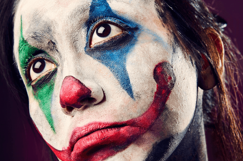 STORIES OF AN UNHINGED GROUP : ⚠️  FULL THREAD