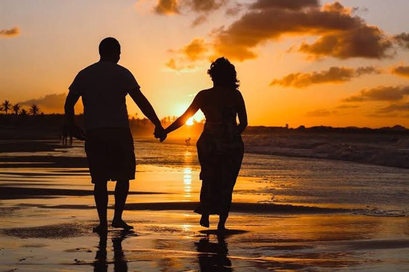 Long-Term Relationships: When Couples Slowly Forget How to Connect