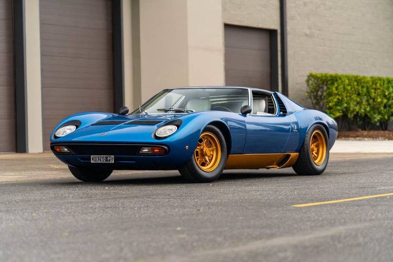 Lamborghini Miura