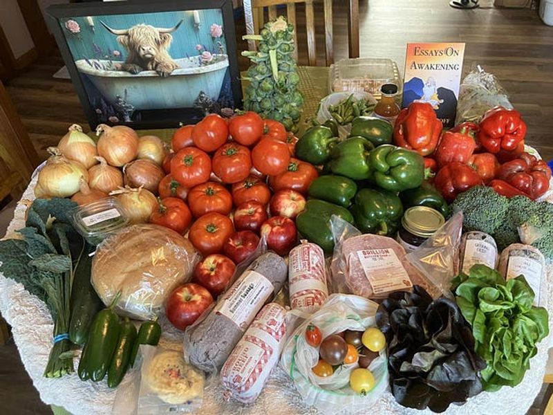 8 Rules Of Eating To Stay Healthy, Fight Oligarchy, And Save The Planet