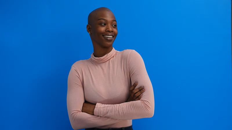 More women are shaving their heads
