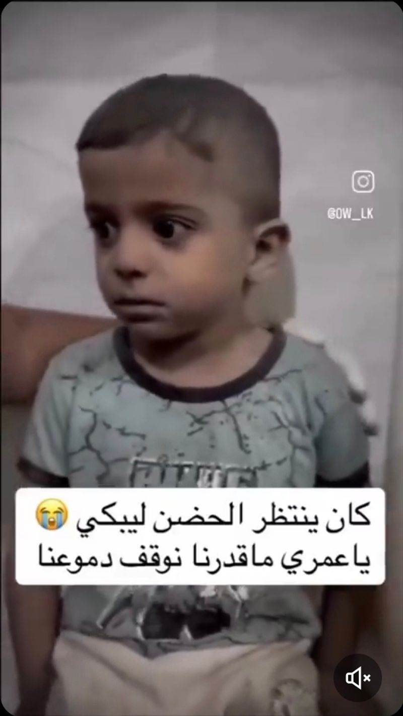 He was just waiting for a hug to cry 🥲