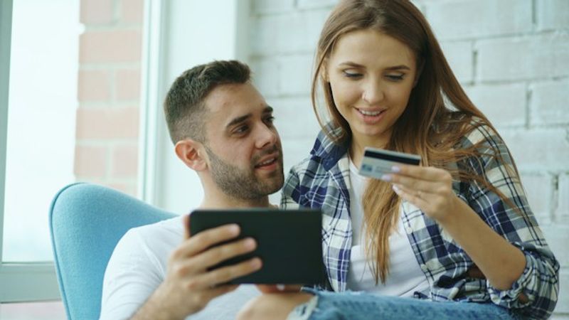Money Conversations Before Saying “I Do”