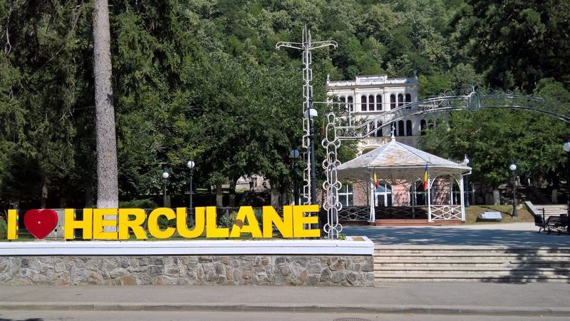 LA HERCULANE