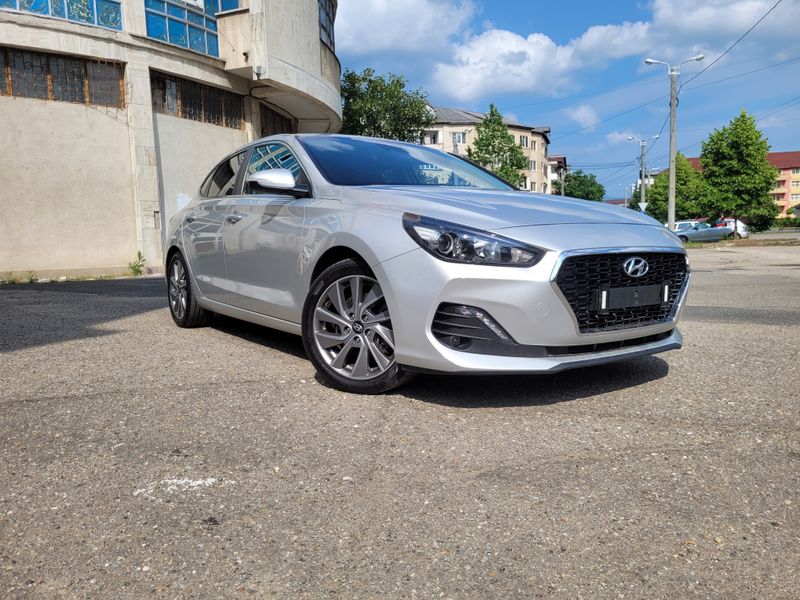 Clip nou cu Hyundai I30 pe mâine la 16:45!