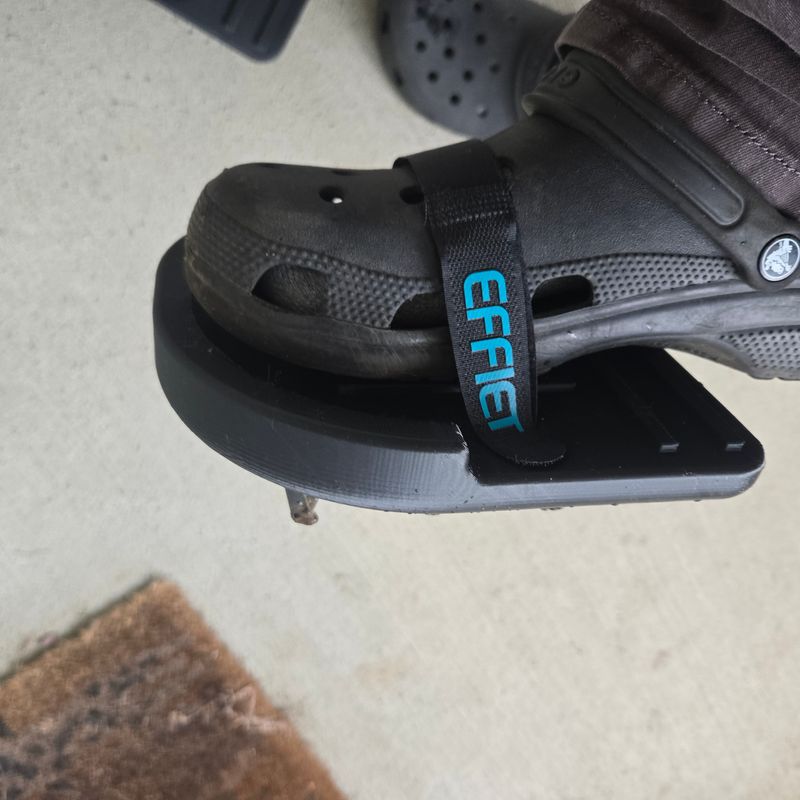 Croc-aerators
