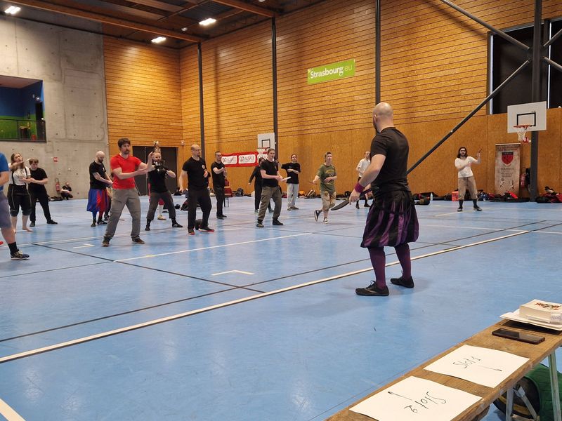 Schlassbourg 02/2026 - atelier sur le couteau andalous _ "The Circle and Deceit: Dancing w