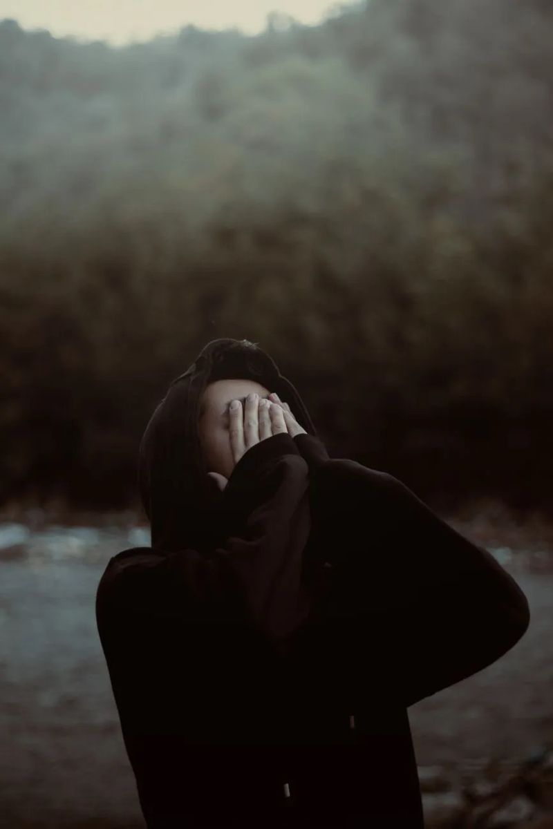 Learning to Sit With Uncertainty