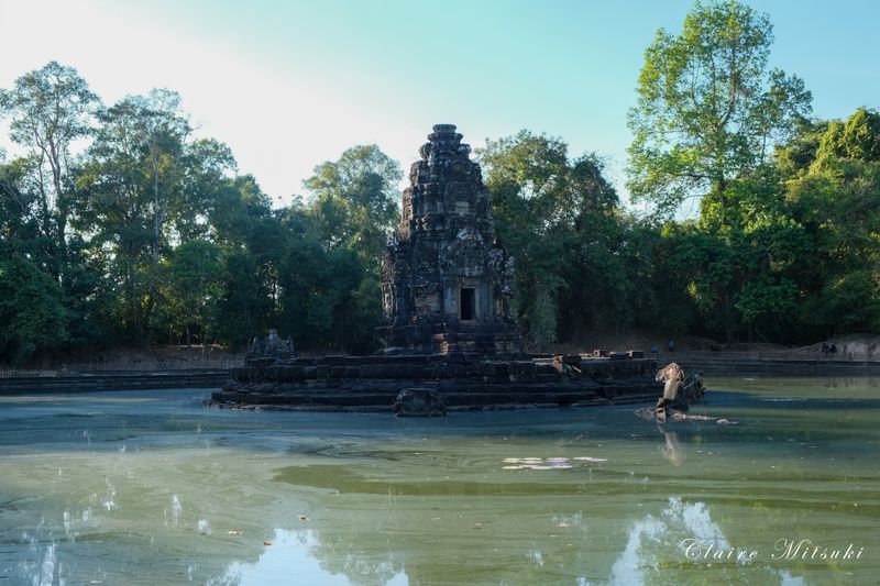 Ancient Temple Vibes | Neak Pean, Angkor Cambodia