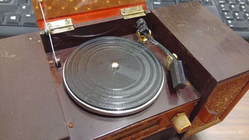Vintage 1960s MUSICA Jewelry Box Repair — 3D Printed Tonearm & Record Restoration