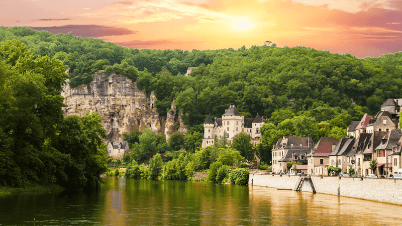 Nouvelle-Aquitaine: Wine, surfing, historic cities & rural charm