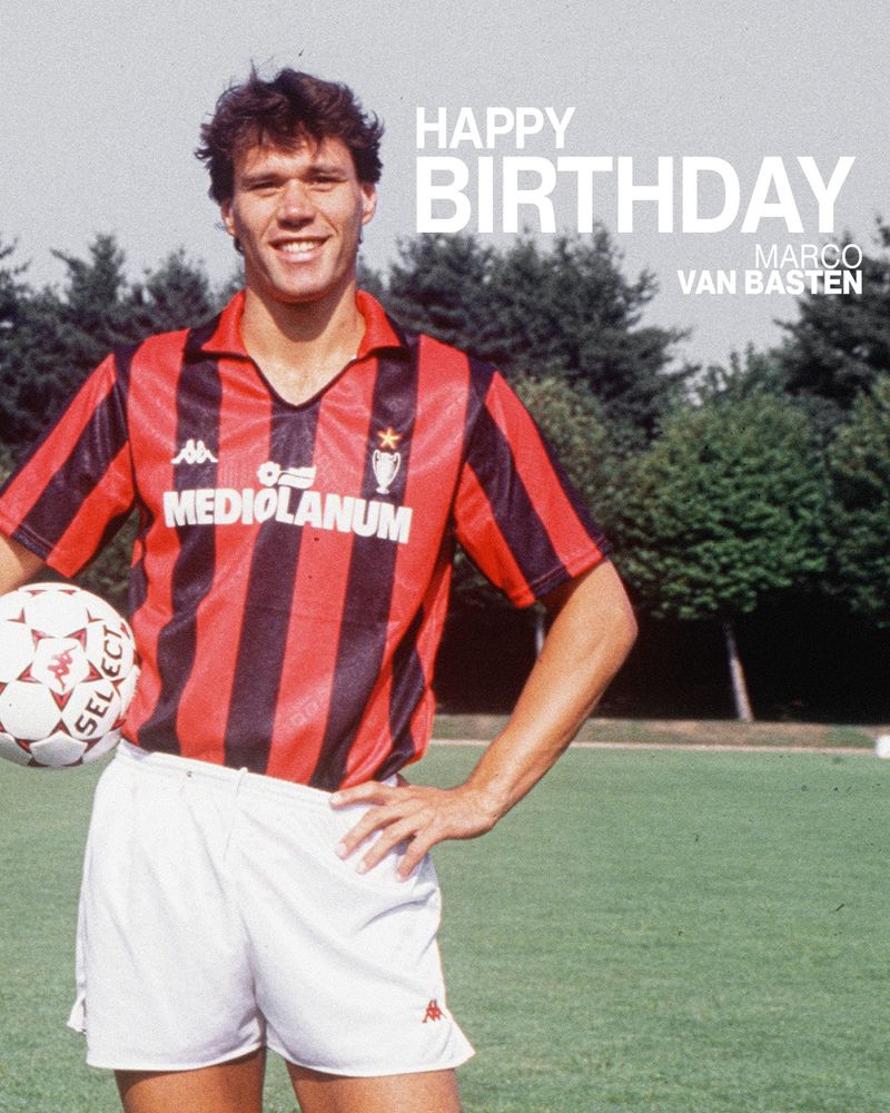 Van Basten, lendário avançado, comemora 61 anos