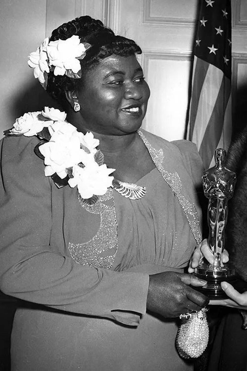 THE OSCAR SHE COULDN’T KEEP: WHAT REALLY HAPPENED TO HATTIE McDANIEL’S AWARD
