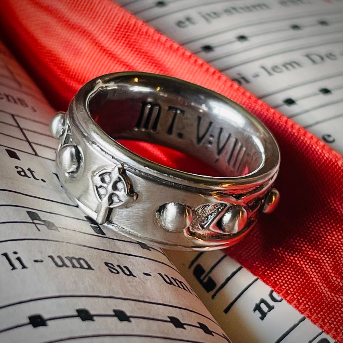 Sterling Rosary Ring | Paschal Mystery 8mm