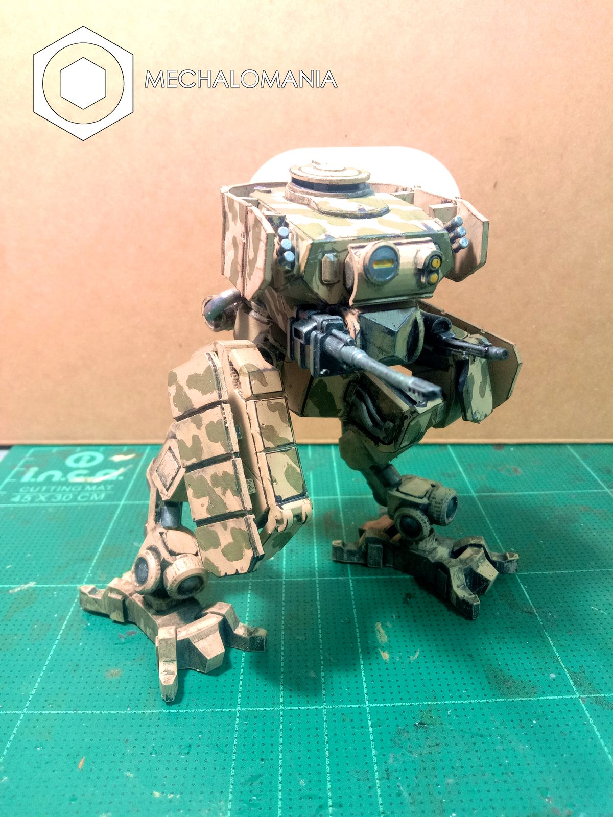 Schreitpanzer IV Version 8 Action Figure