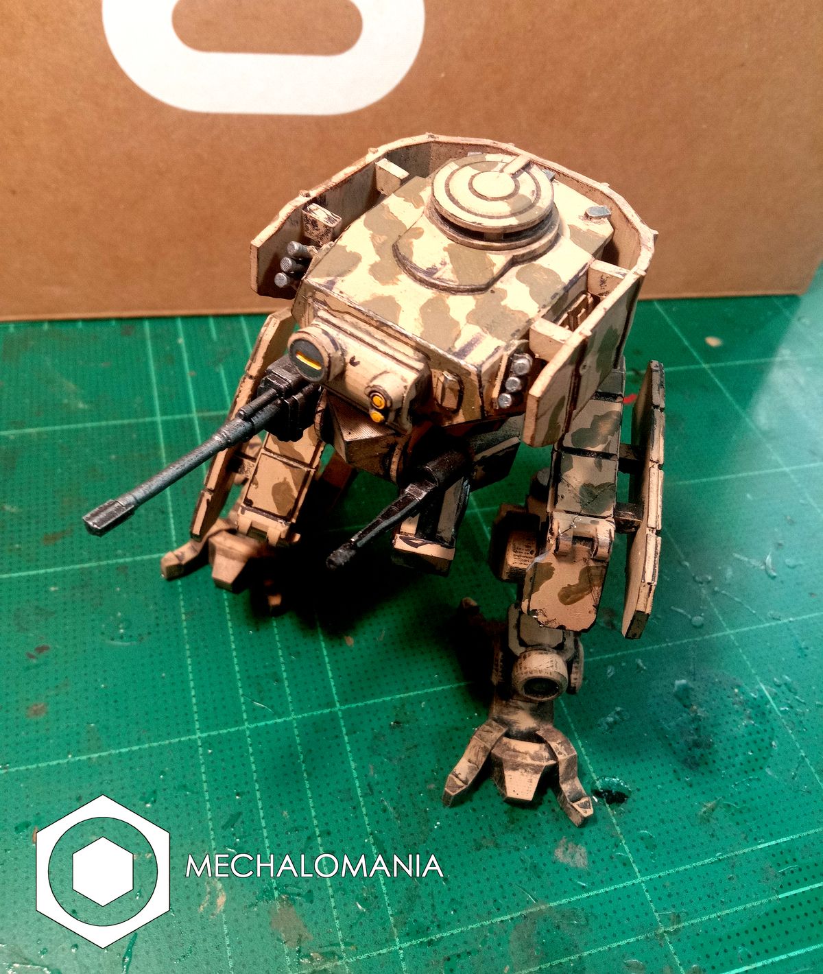 Schreitpanzer IV Version 8 Action Figure
